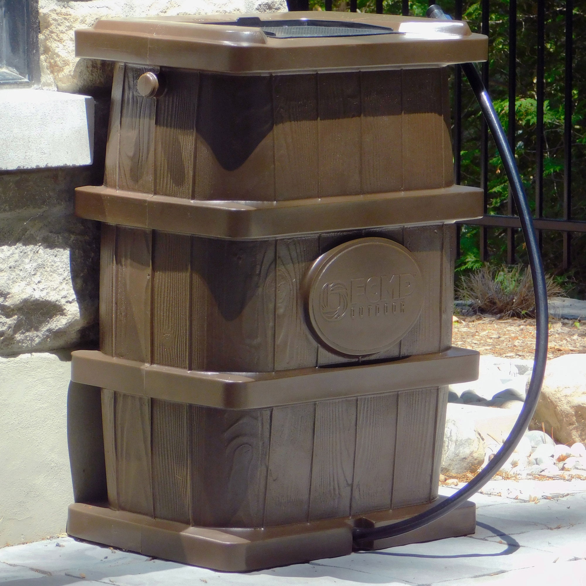 FCMP Outdoor WG4000 45 Gal Wood Grain Rain Water Catcher Barrel Container, Brown - Smart-nests