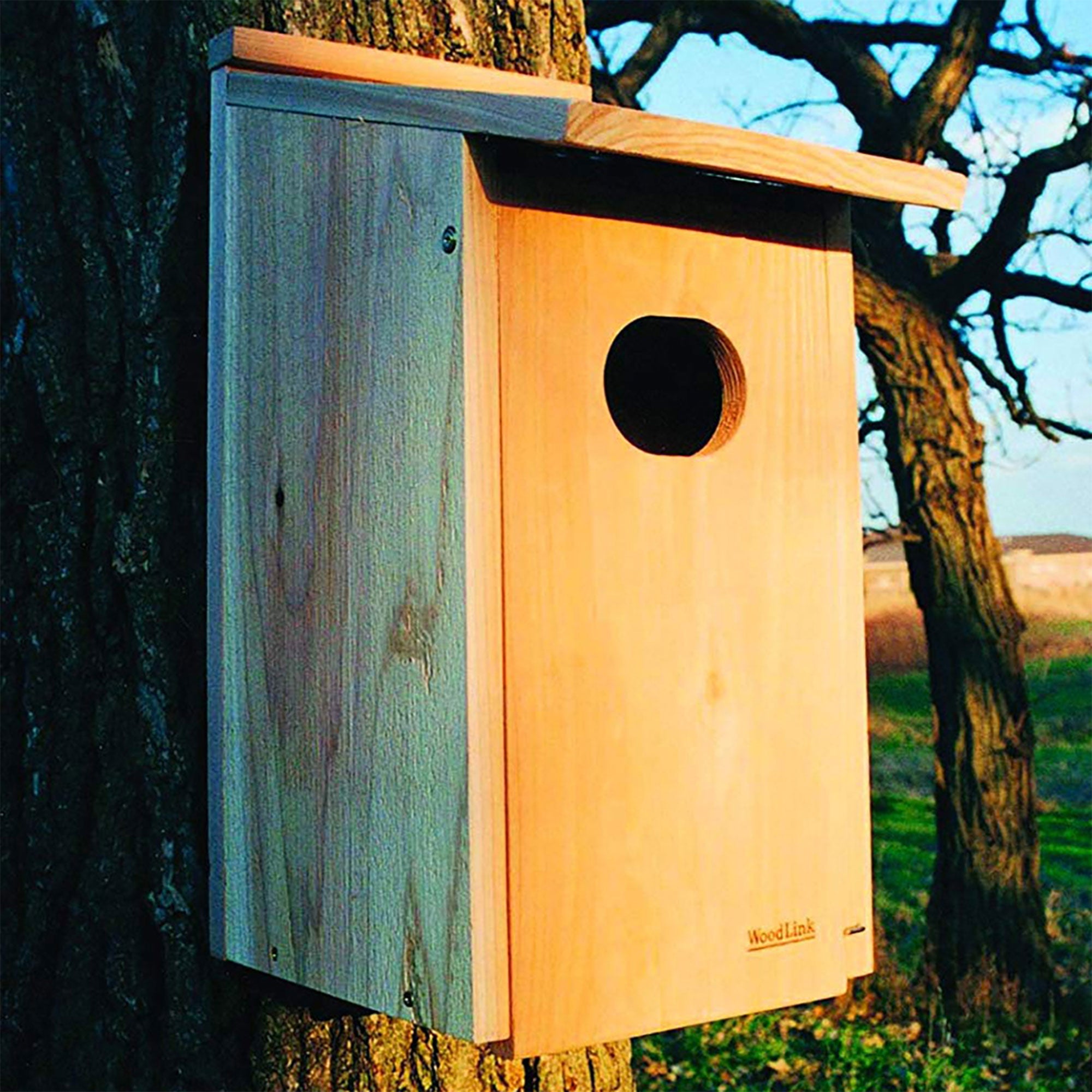 Woodlink WD1 Wood Duck Nesting House Box with 4 x 3 Inch Oval Entrance Hole - Smart-nests