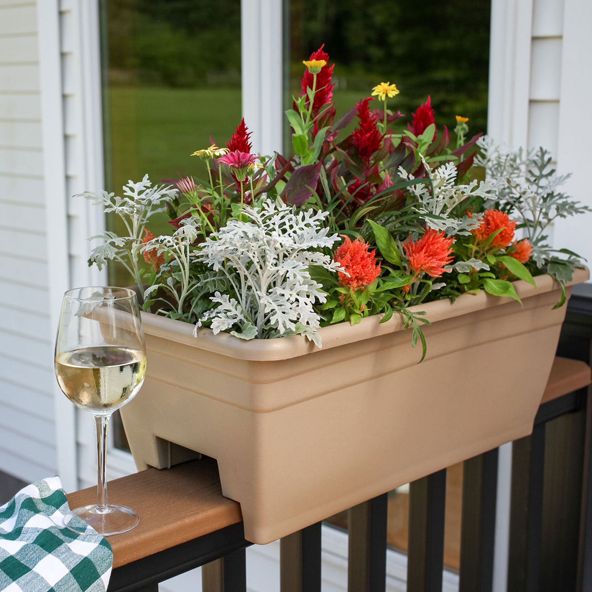 HC Companies 24 Inch Deck Rail Box Planter with Drainage Holes, White (4 Pack) - Smart-nests