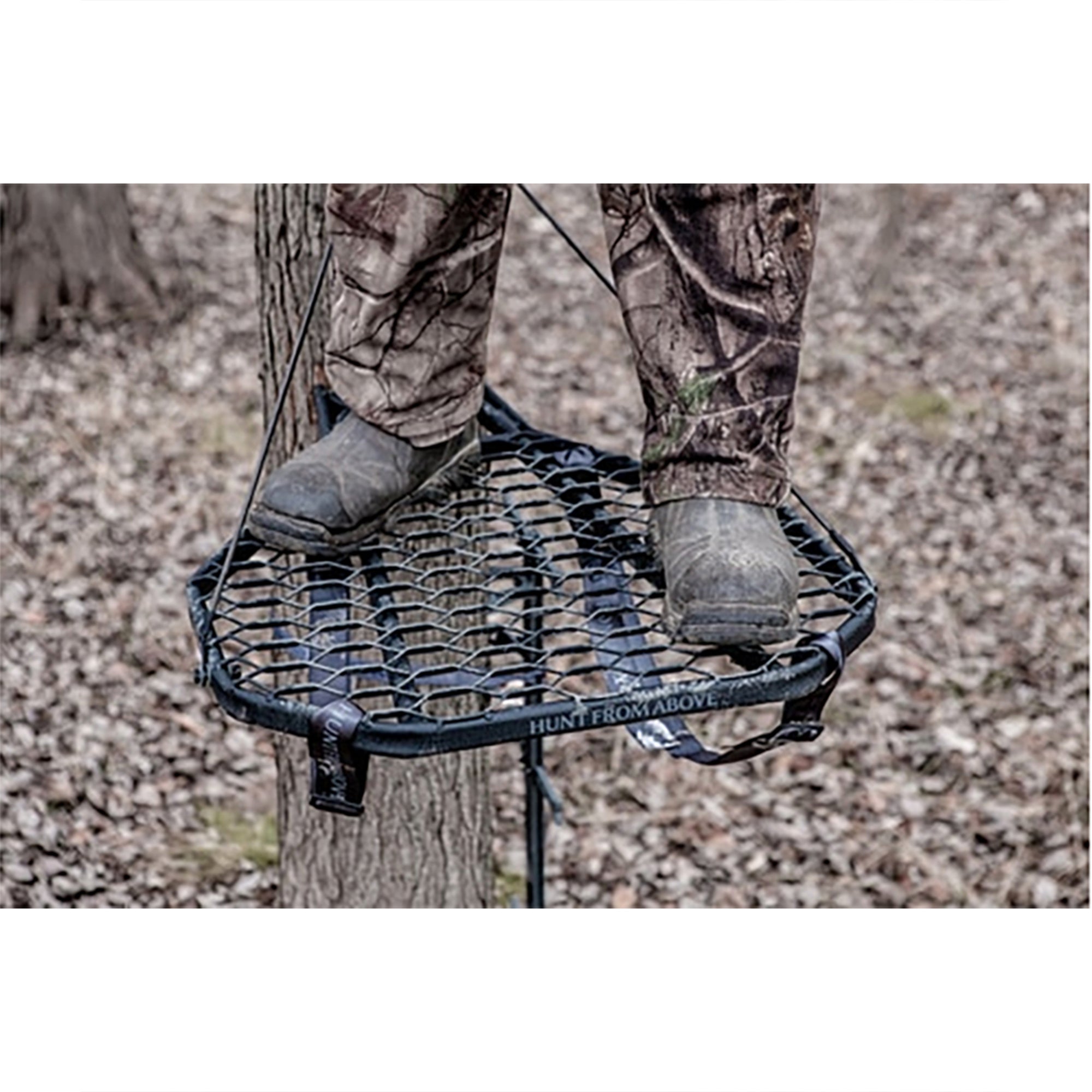 Hawk Ranger Traction Climbing Sticks with Treestand and Full Body Safety Harness - Smart-nests