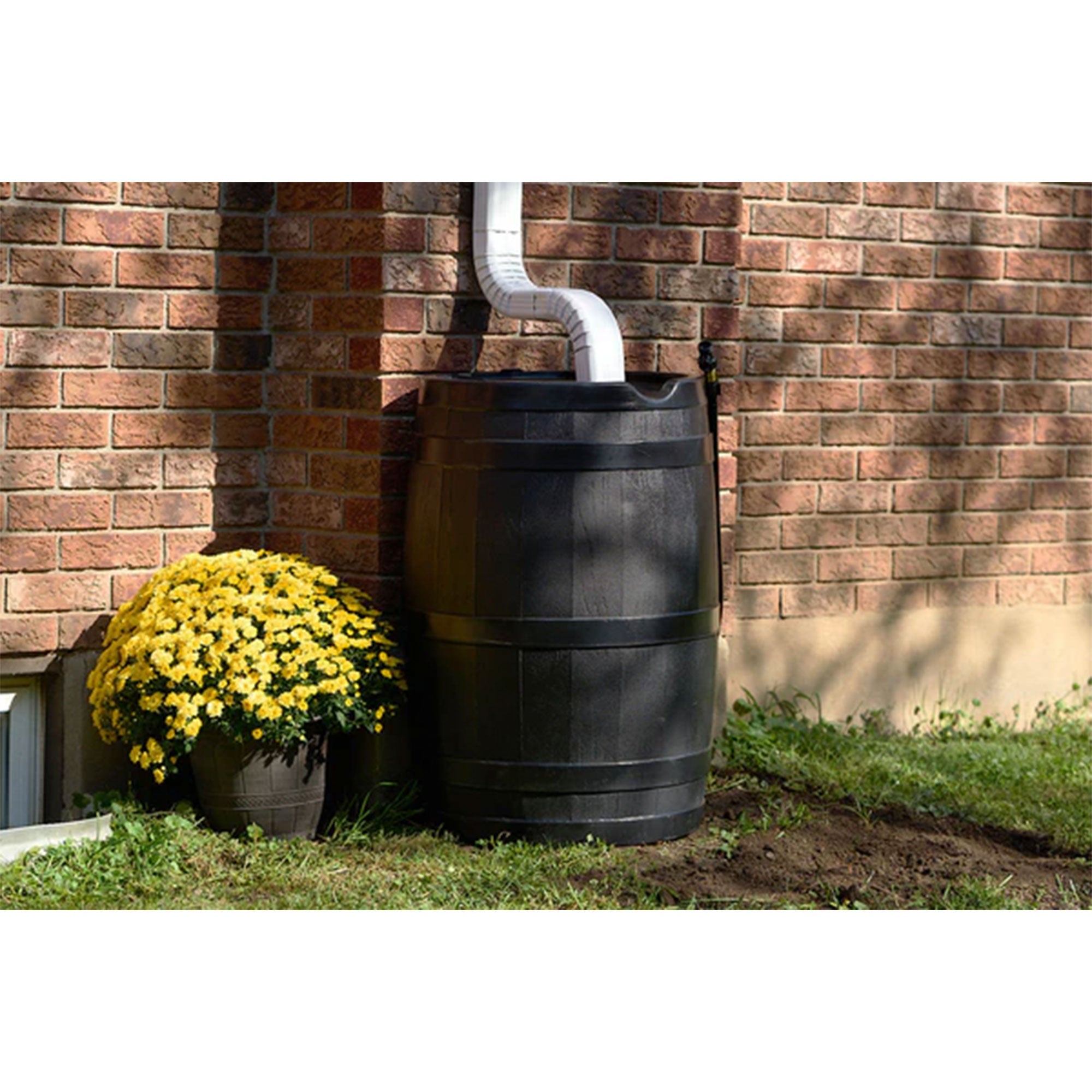 FCMP Outdoor RC45 45 Gallon Outdoor Rain Water Catcher Barrel Container, Black - Smart-nests