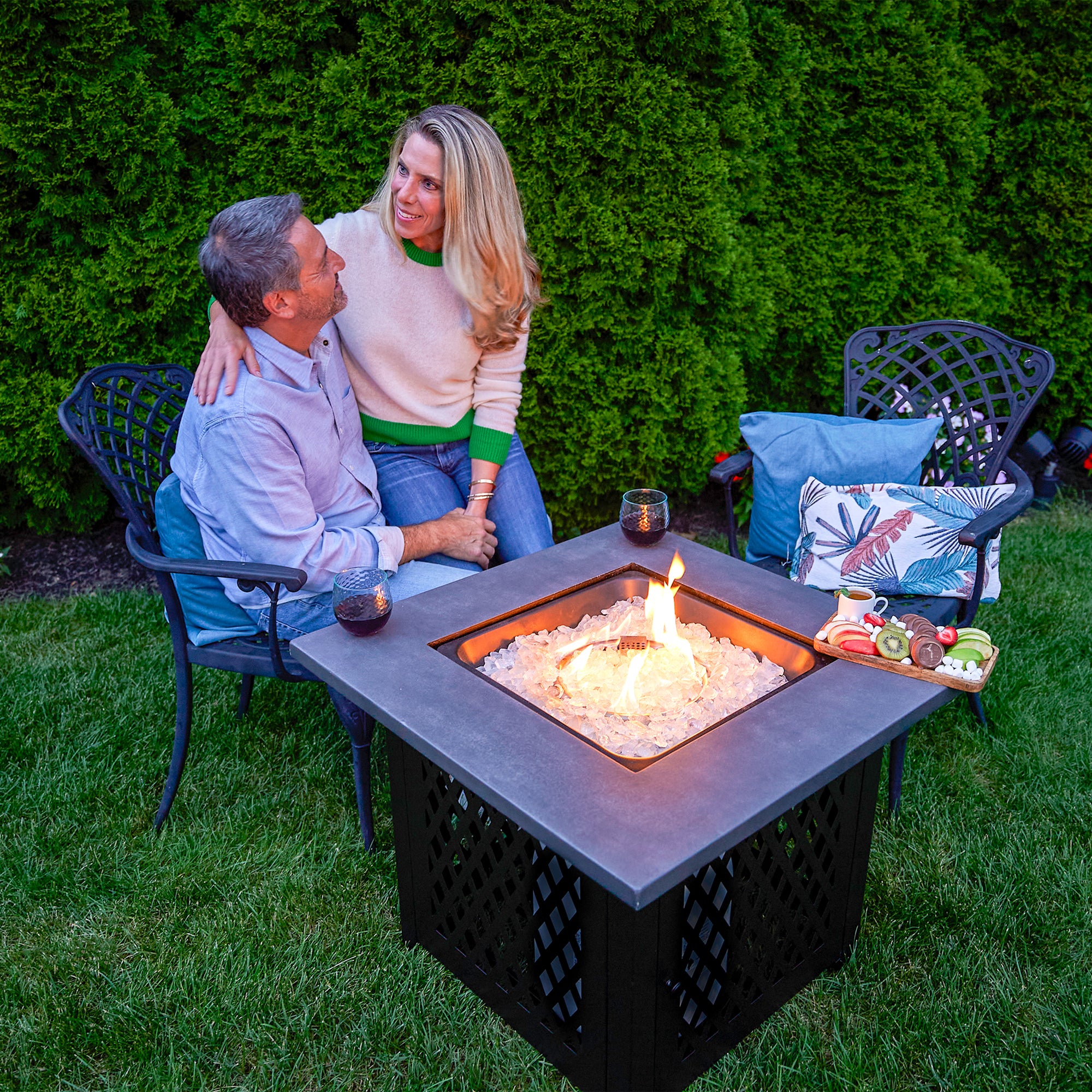 Endless Summer Charles 30 Inch Square Outdoor UV Printed LP Gas Fire Pit Table - Smart-nests