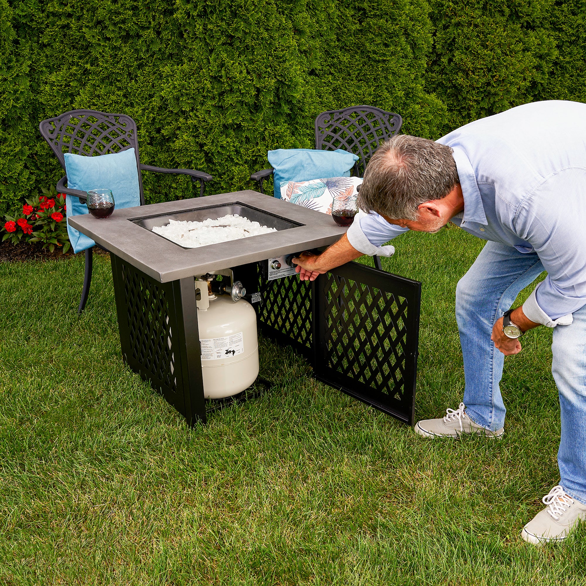 Endless Summer Charles 30 Inch Square Outdoor UV Printed LP Gas Fire Pit Table - Smart-nests