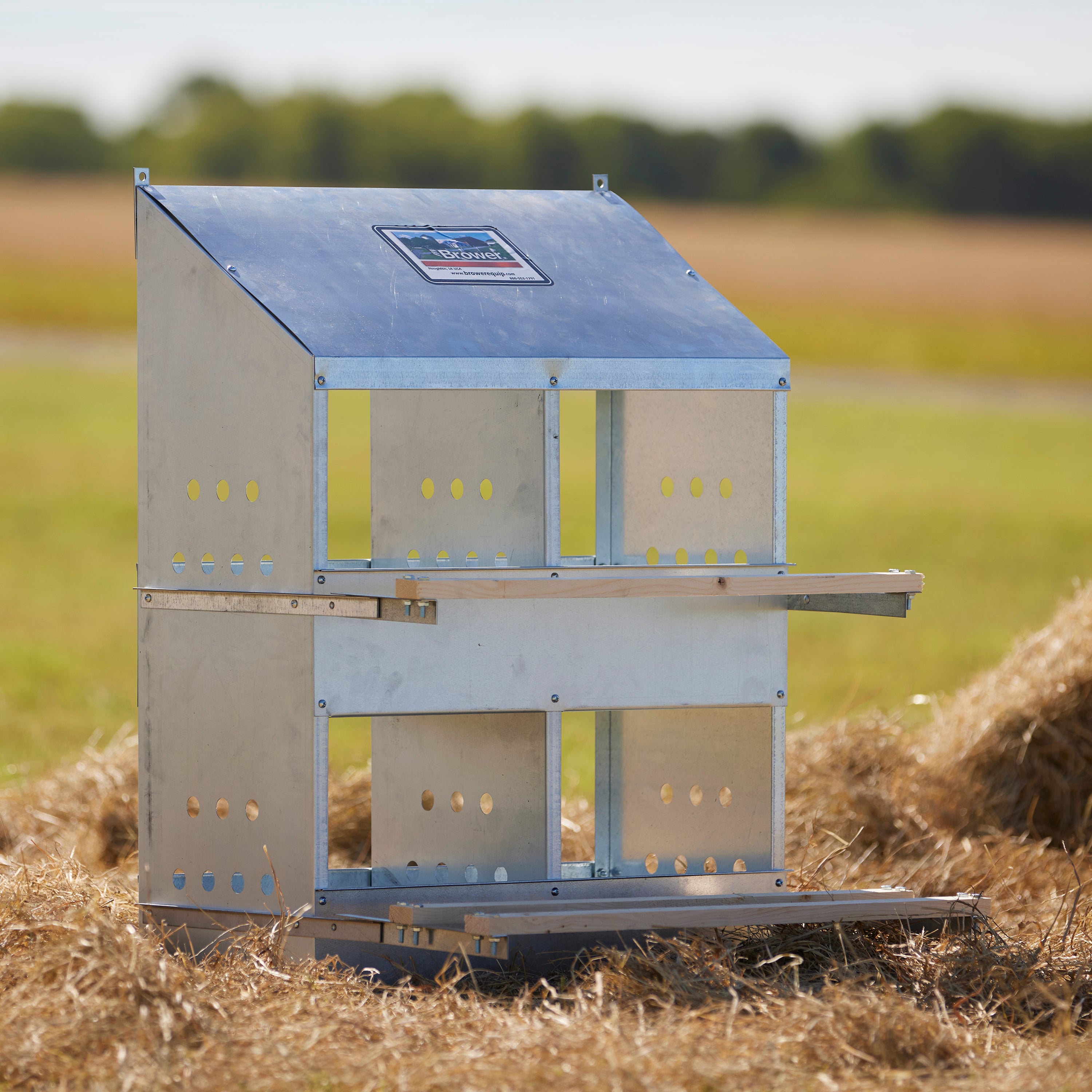 Brower 404B Galvanized Steel 4 Hole 20 Bird Poultry Nest Chicken Brooding Box - Smart-nests
