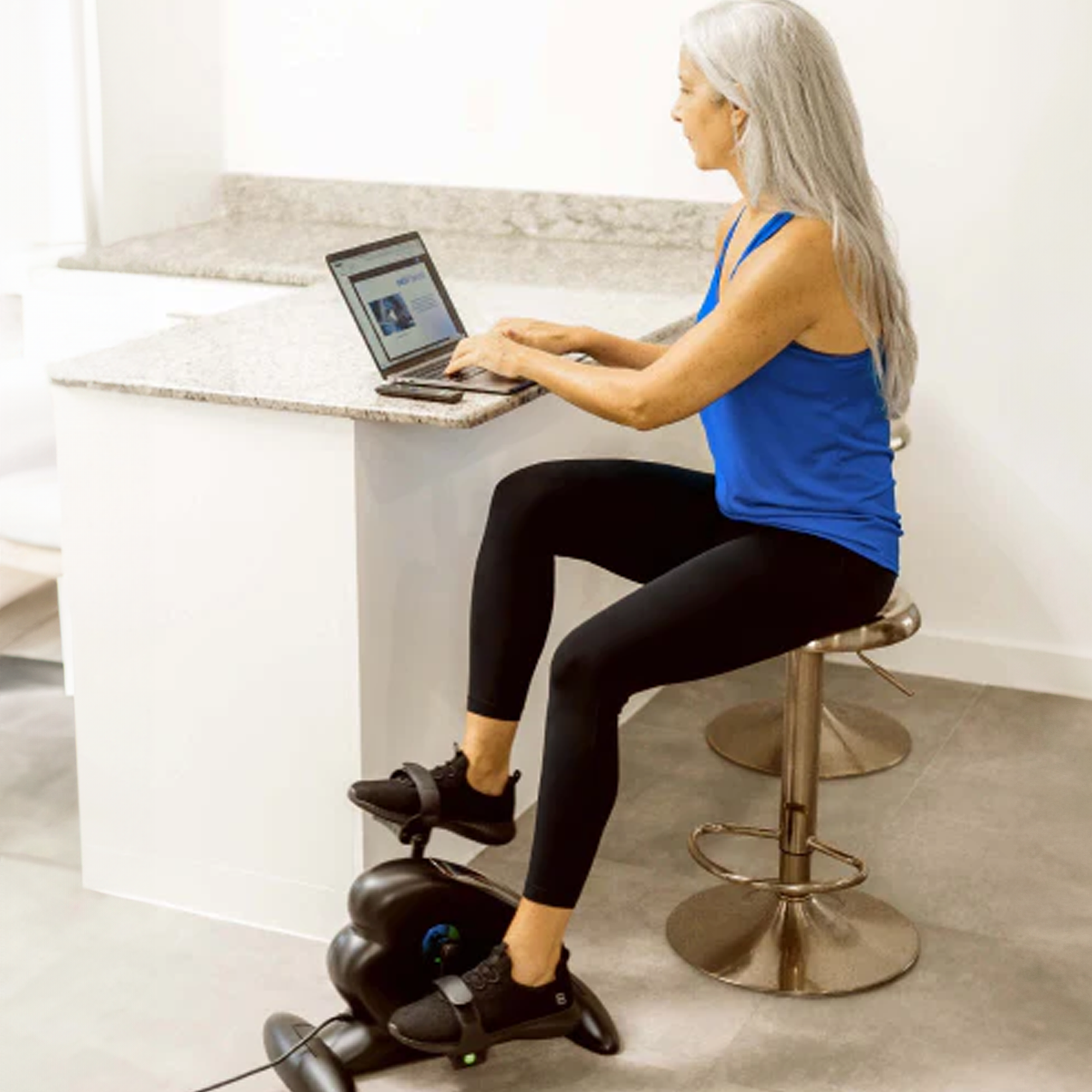 REATHLETE CYCLO Compact Electric Pedal Exerciser for Training and Rehabilitation - Smart-nests