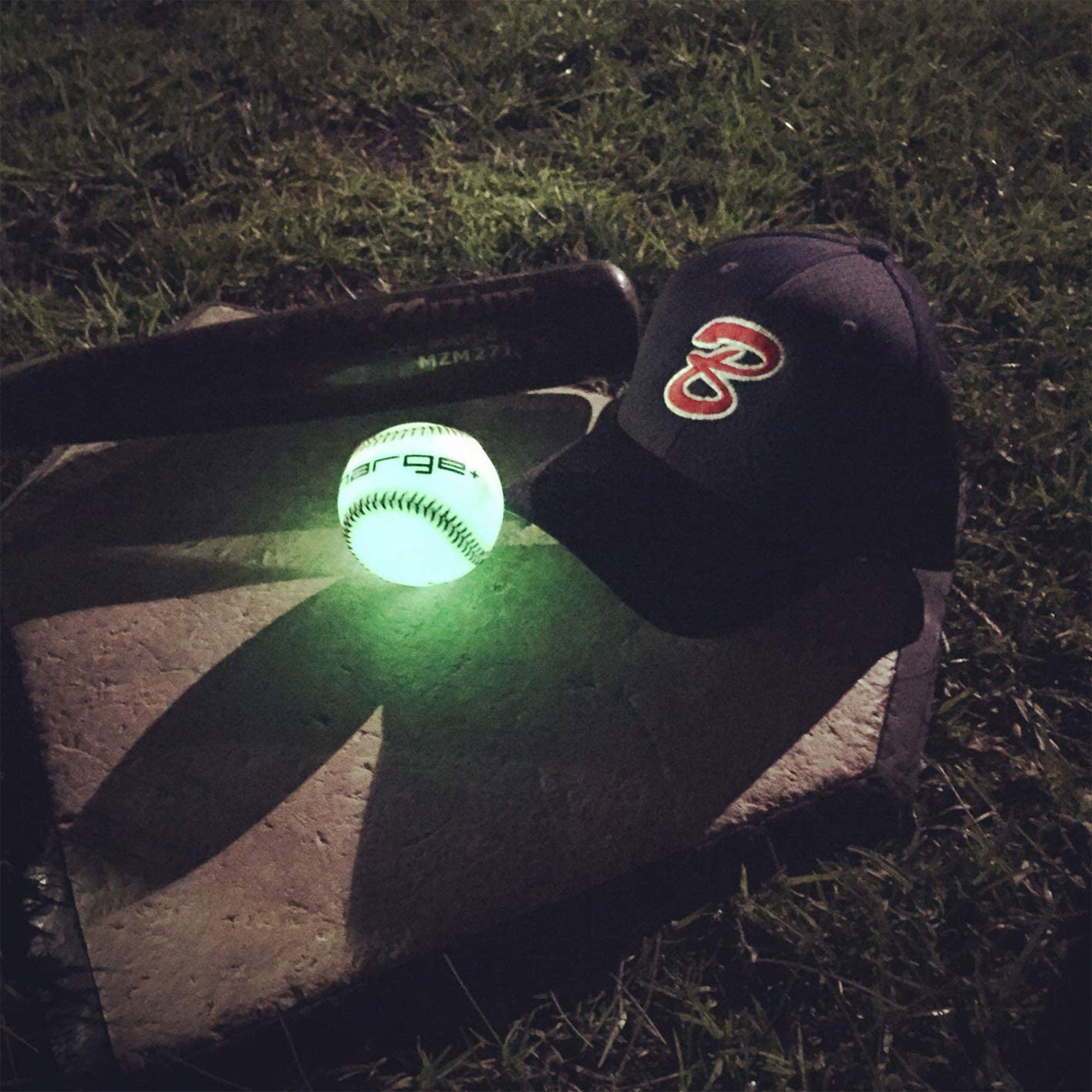 Chargeball Glow In The Dark Baseball PRO Kit with LED Charging and Carrying Bag - Smart-nests