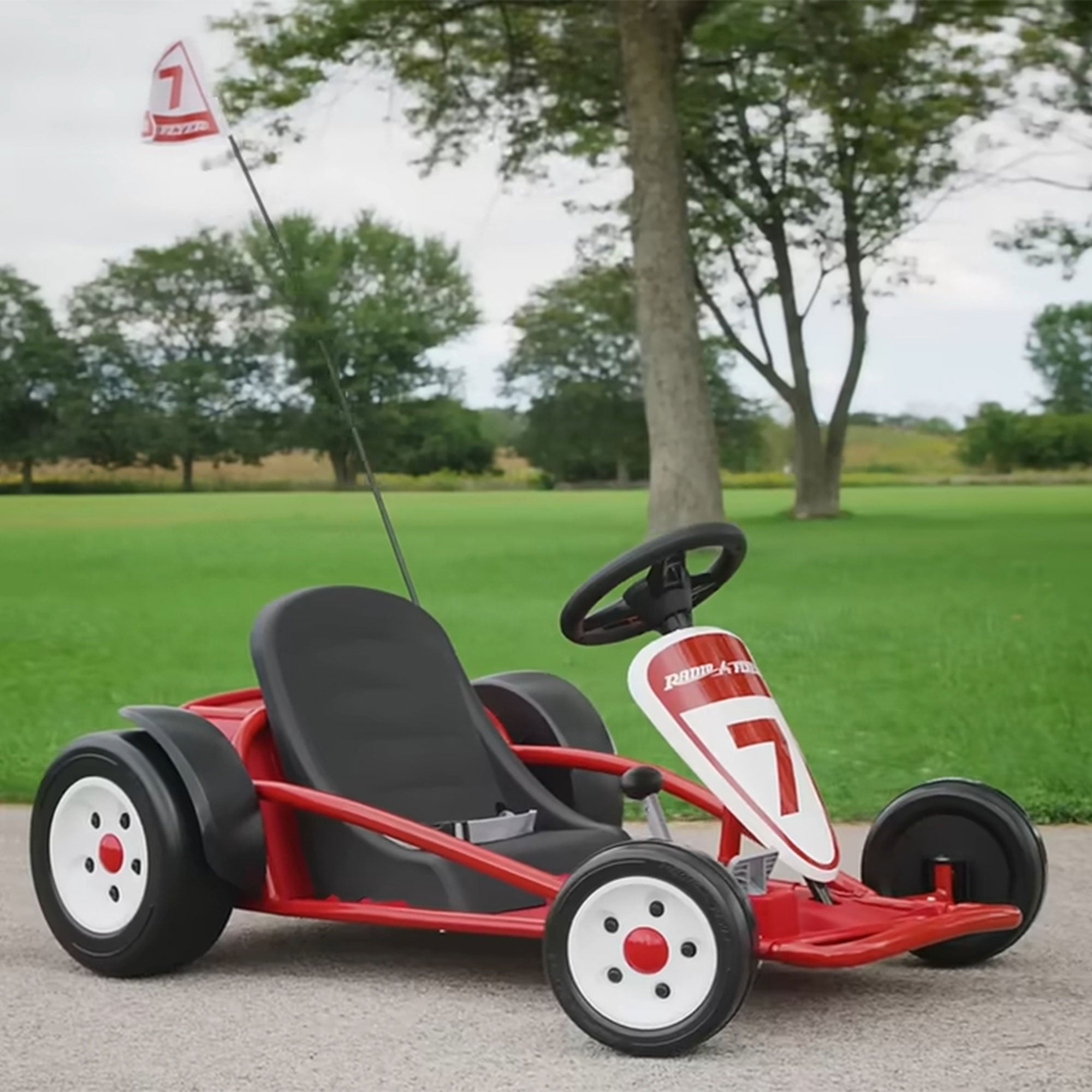 Radio Flyer 941HZ Battery-Powered Adjustable Kids Ultimate Outdoor Go-Kart, Red - Smart-nests