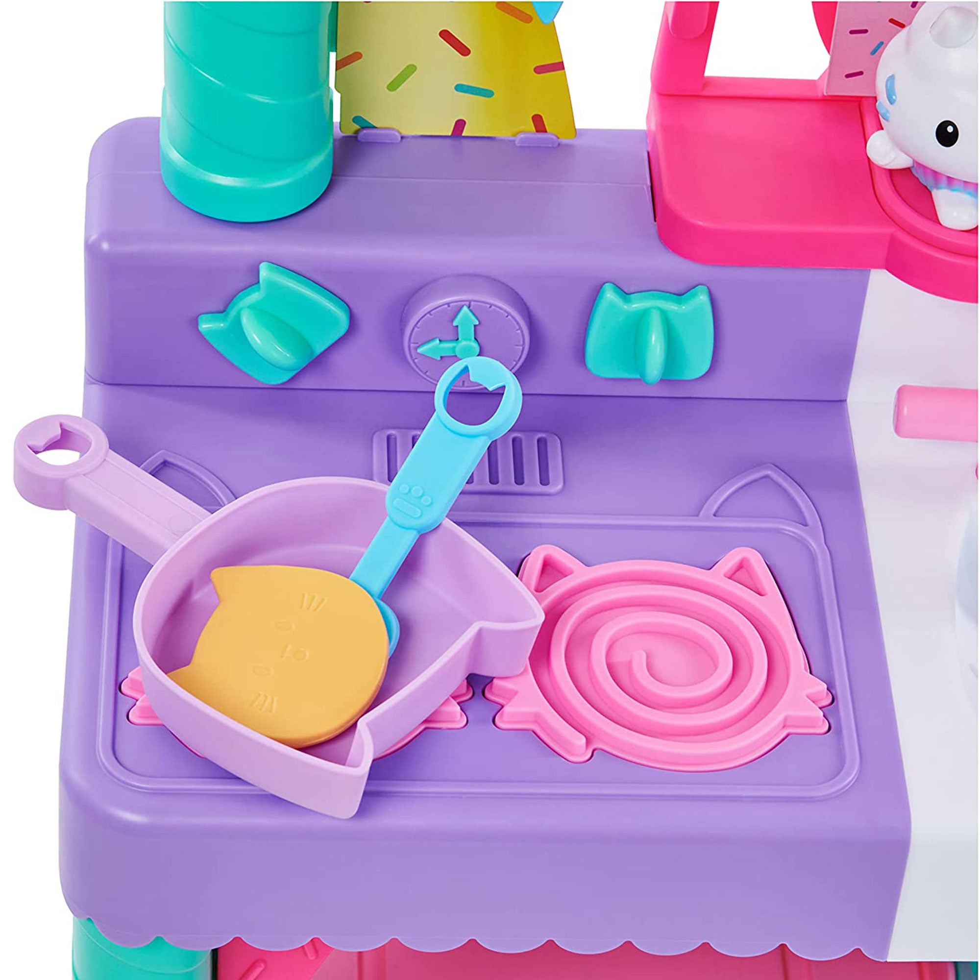 Spin Master Gabby's Dollhouse Cakey Kitchen Playset w/ Accessories and Play Food - Smart-nests