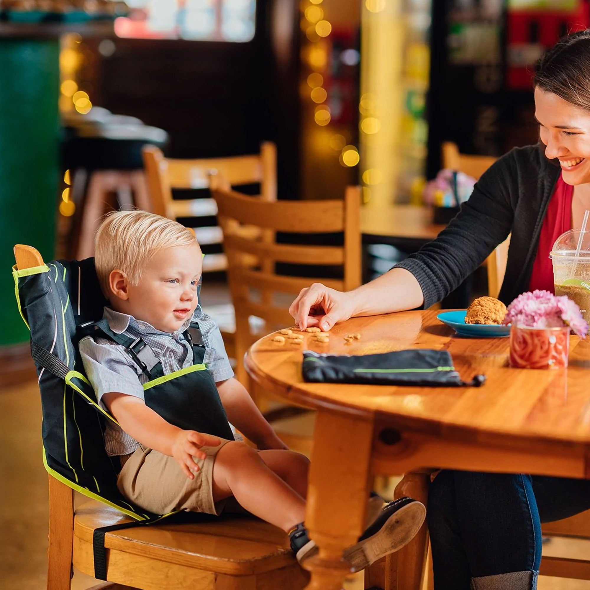 CozyBaby Portable Washable Travel Cloth Easy Seat High Chair, Black / Green