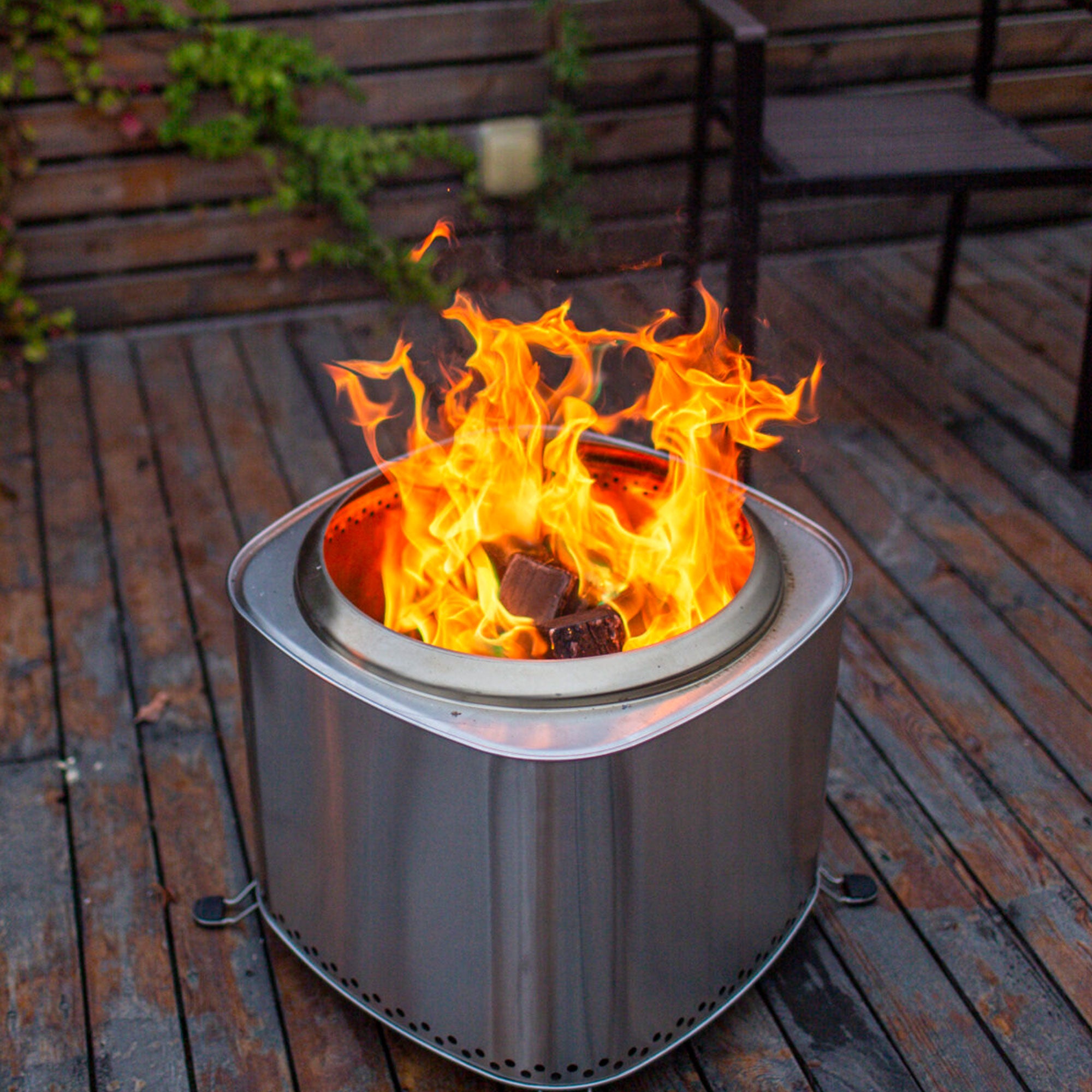 Flame Engine 19 Inch Square Smokeless Fire Pit w/Carry Bag, 304 Stainless Steel - Smart-nests