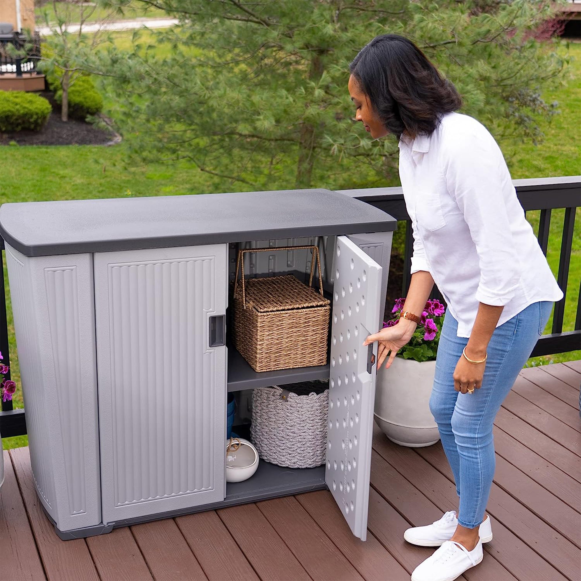 Suncast Backyard Oasis 130 Gallon Outdoor Storage Shed Basic Unit, Dove Gray - Smart-nests