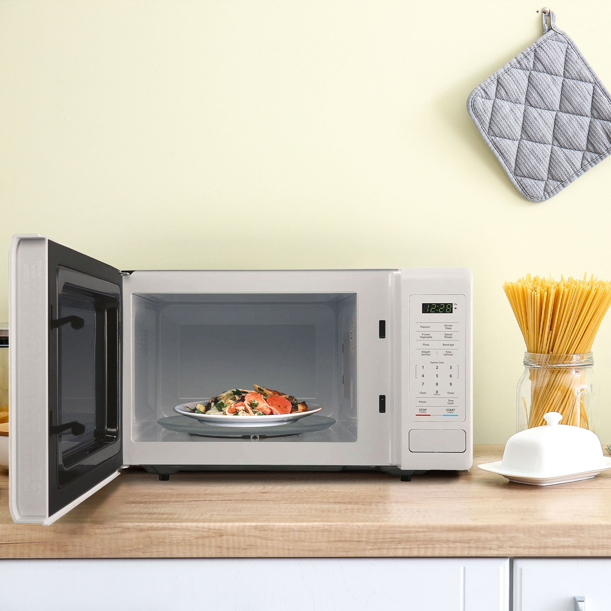Magic Chef 0.9 Cubic Feet 900W Small Stainless Countertop Microwave Oven, White - Smart-nests