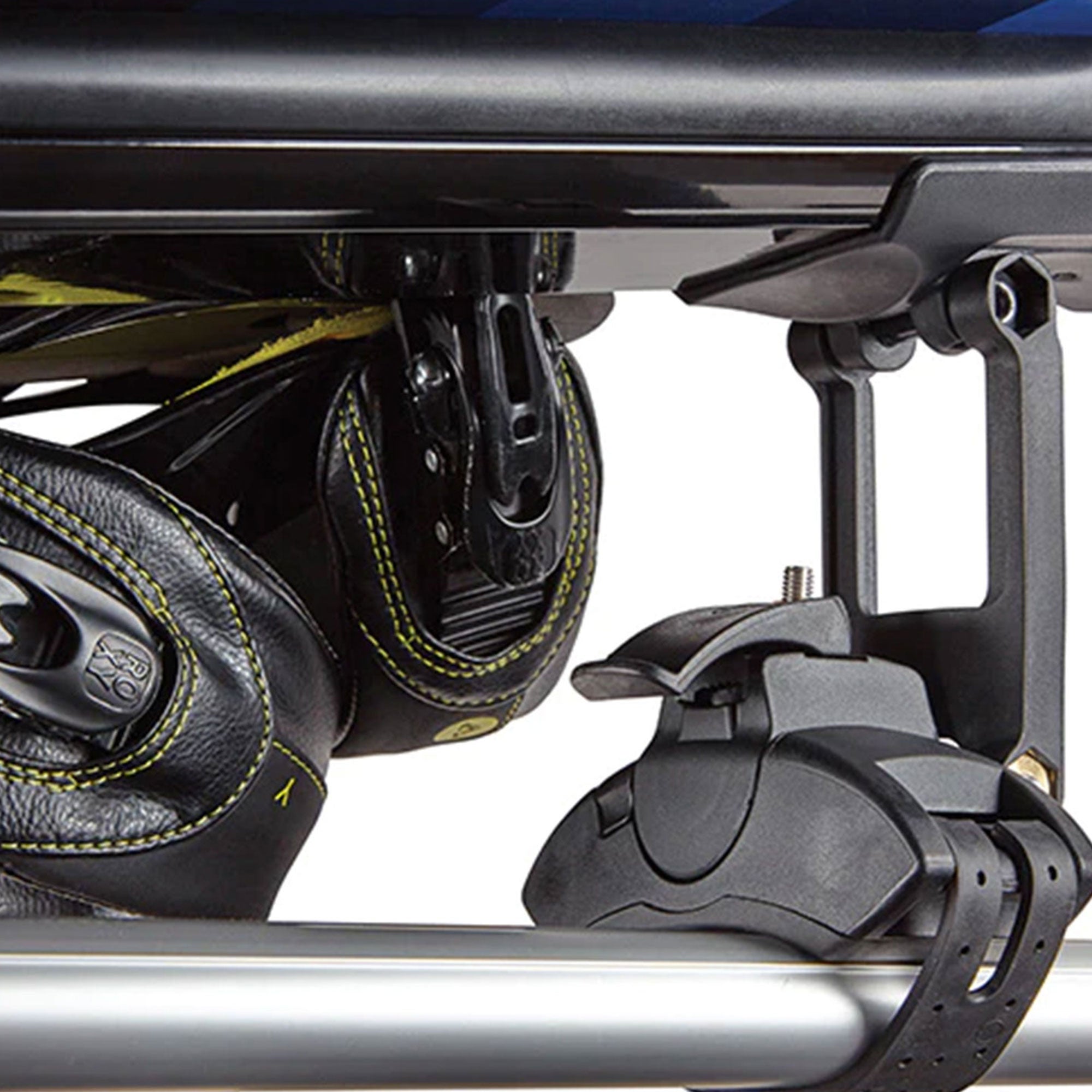 YAKIMA FatCat EVO 6 Skis or 4 Snowboards Mount Roof Rack, Fits T-Slot Crossbars - Smart-nests