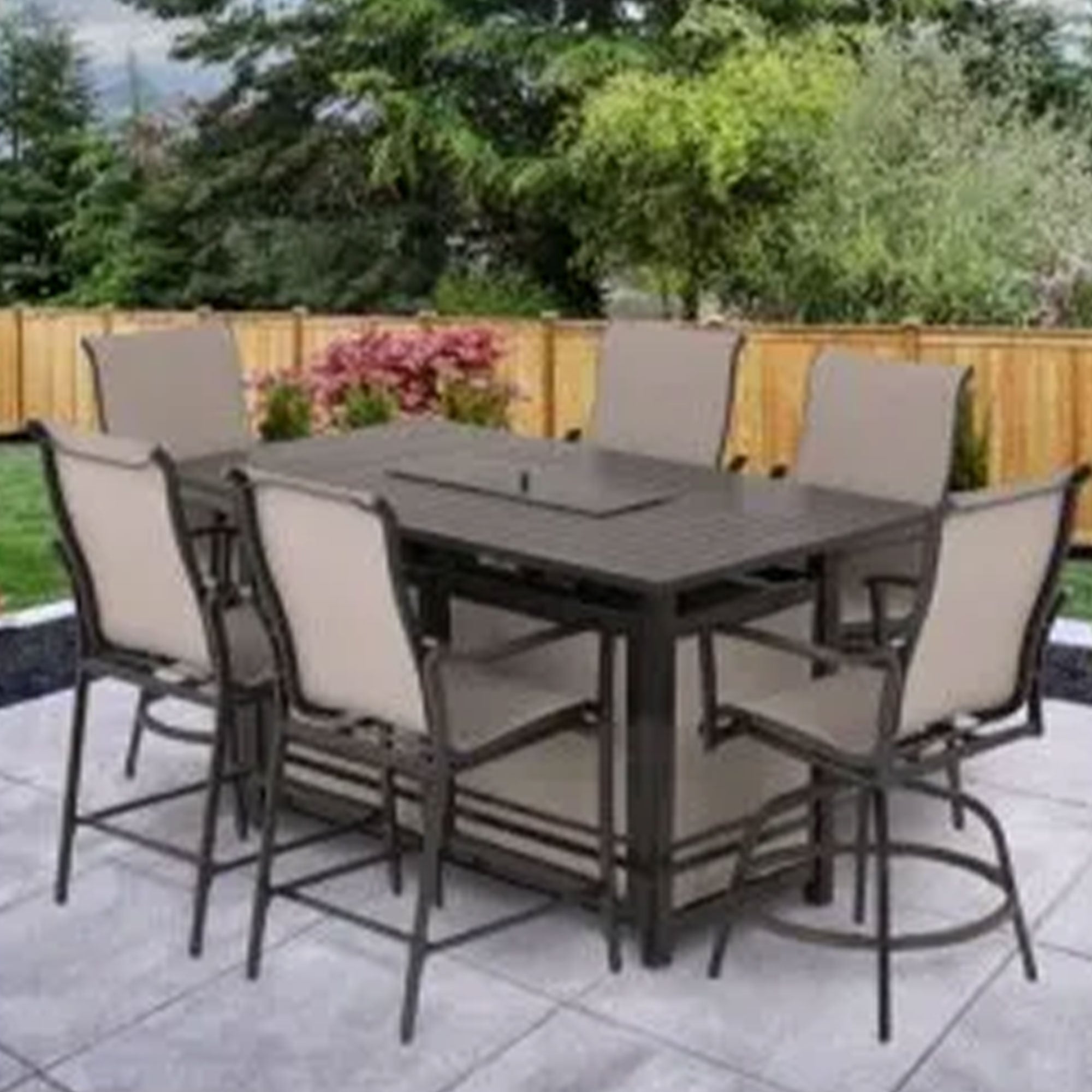 Four Seasons Courtyard Manhattan LP Gas Aluminum Fire Pit Table, Charcoal Gray - Smart-nests