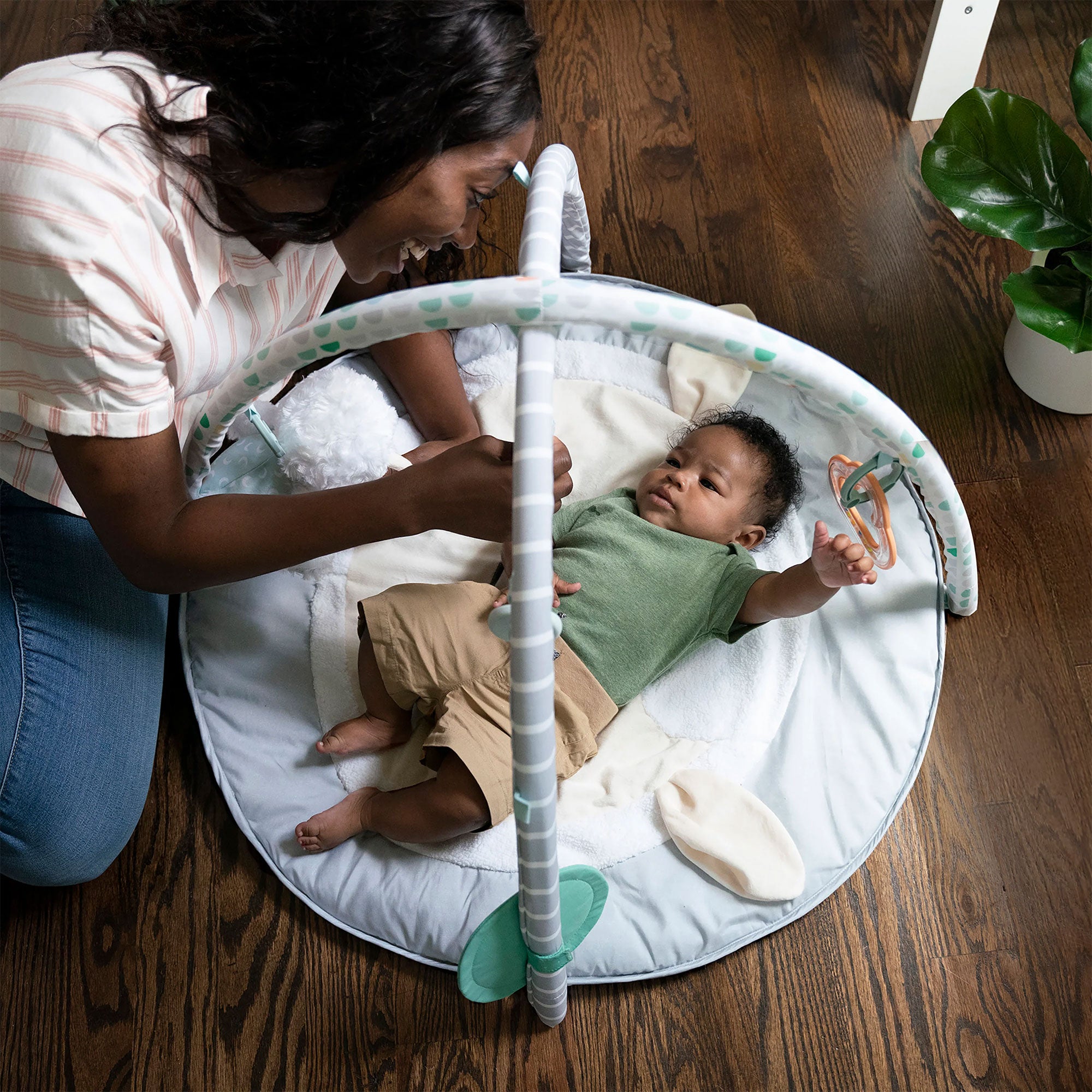 Ingenuity Sheppys Spot Ultra Plush Baby Activity Gym and Tummy Time Mat, Corrie - Smart-nests