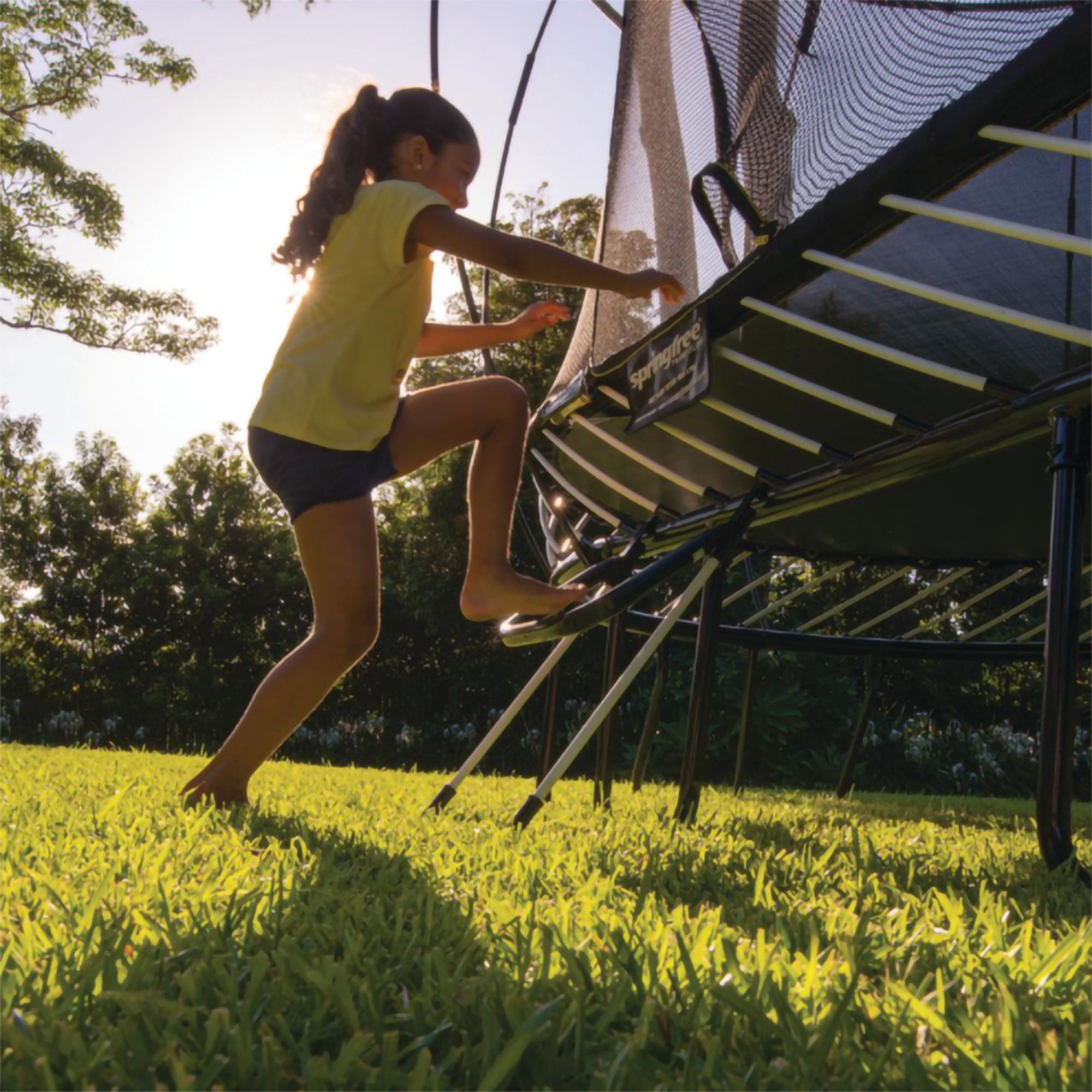 Springfree Trampoline 12' x 19' Trampoline with FlexrStep V2 Ladder Accessory