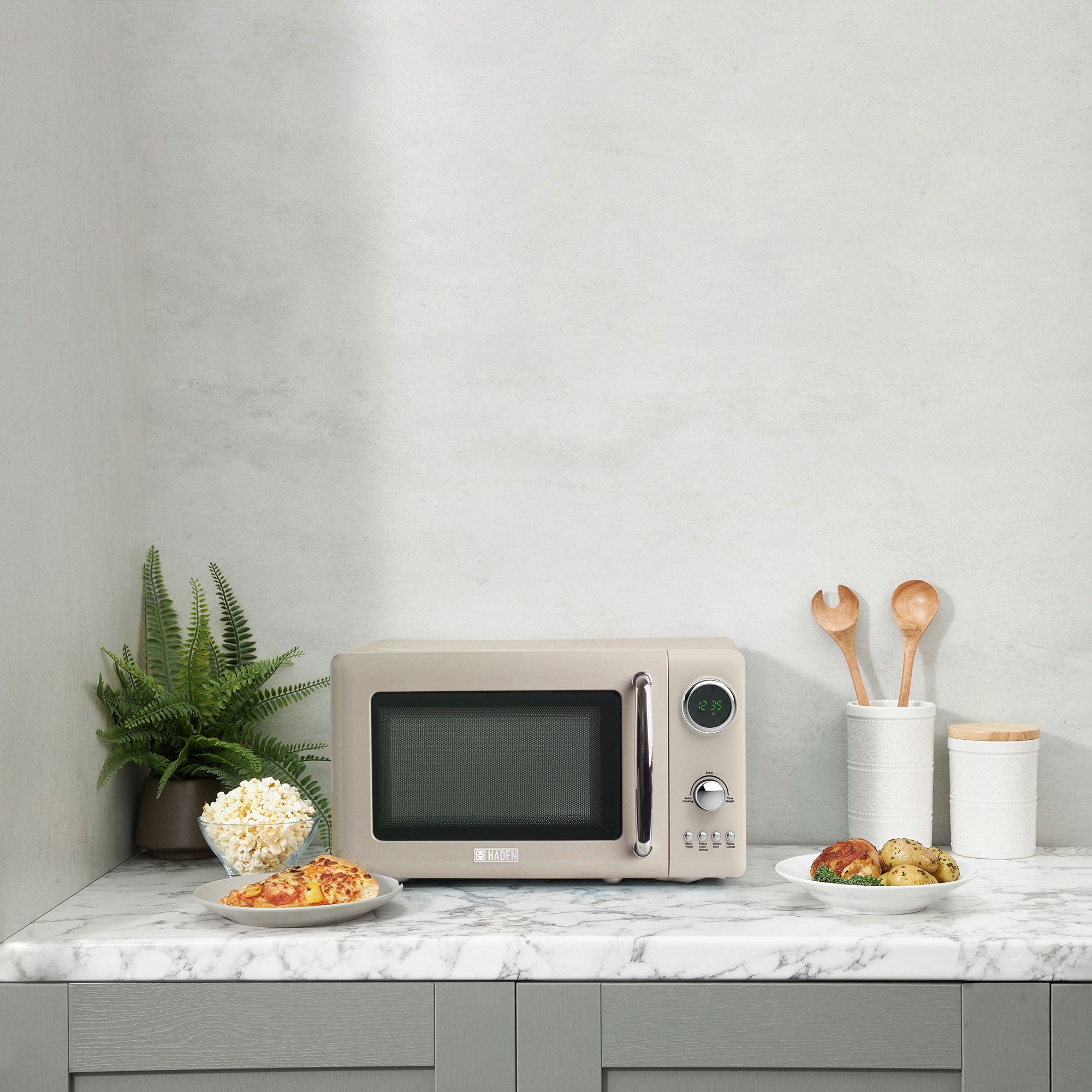 Haden 700 Watt 0.7 Cubic Foot Microwave Oven with Digital Controls, Putty/Chrome - Smart-nests