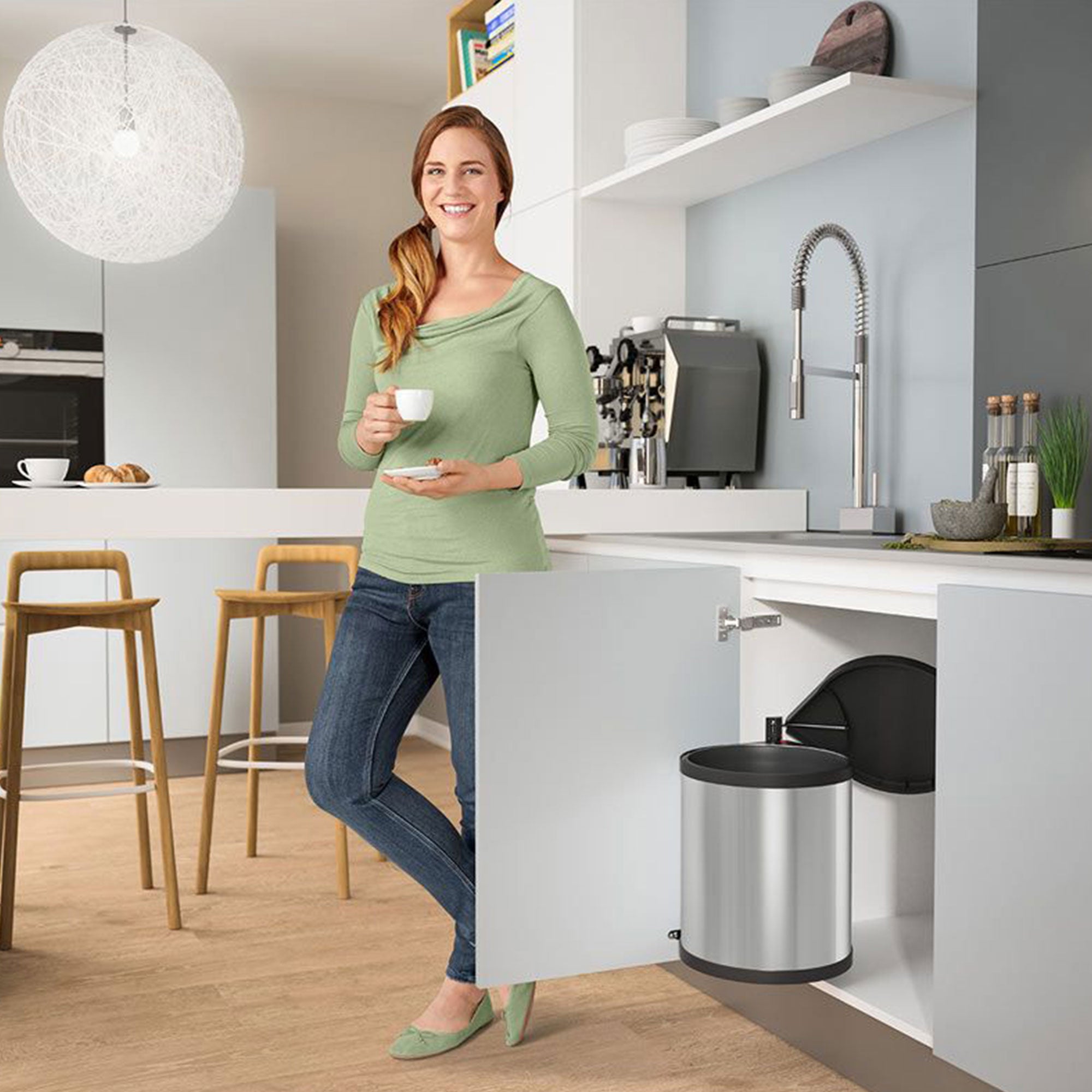 Hailo Compact-Box M Trash Can, 4 Gallon, Lid-Lift, Small Kitchen Bin, Steel - Smart-nests