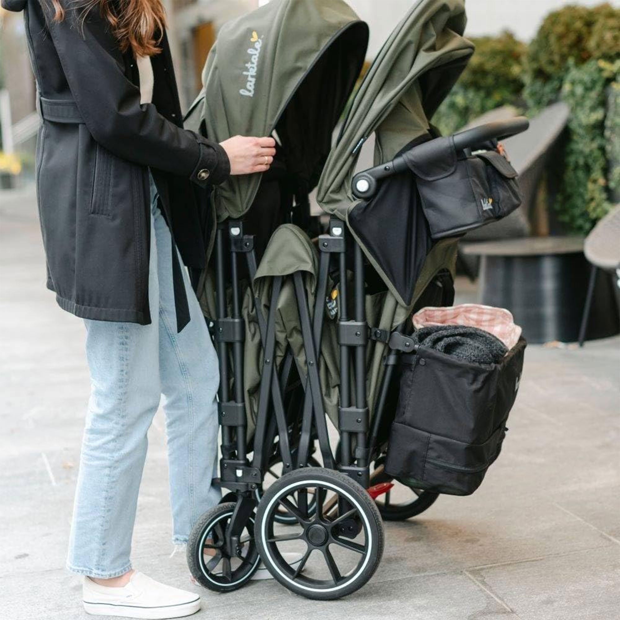Larktale Caravan Quad Stroller, 4-Seater Wagon, 214 lb Capacity, Chelsea Green - Smart-nests