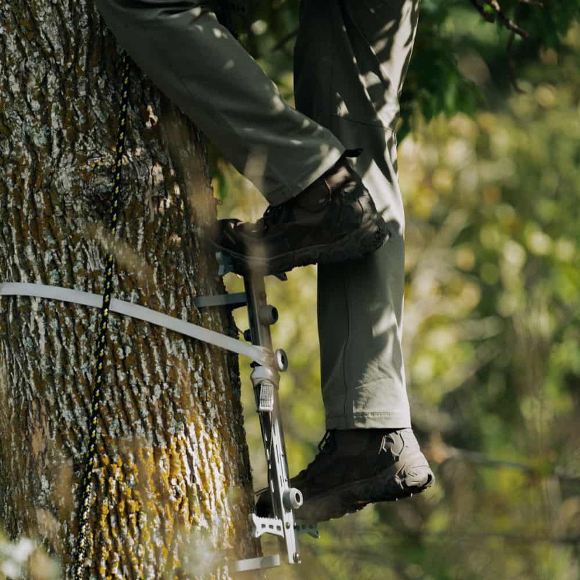 Hawk Helium 4-Pack Aluminum Climbing Sticks, Tree Stand Hunting Gear, 20 Inch