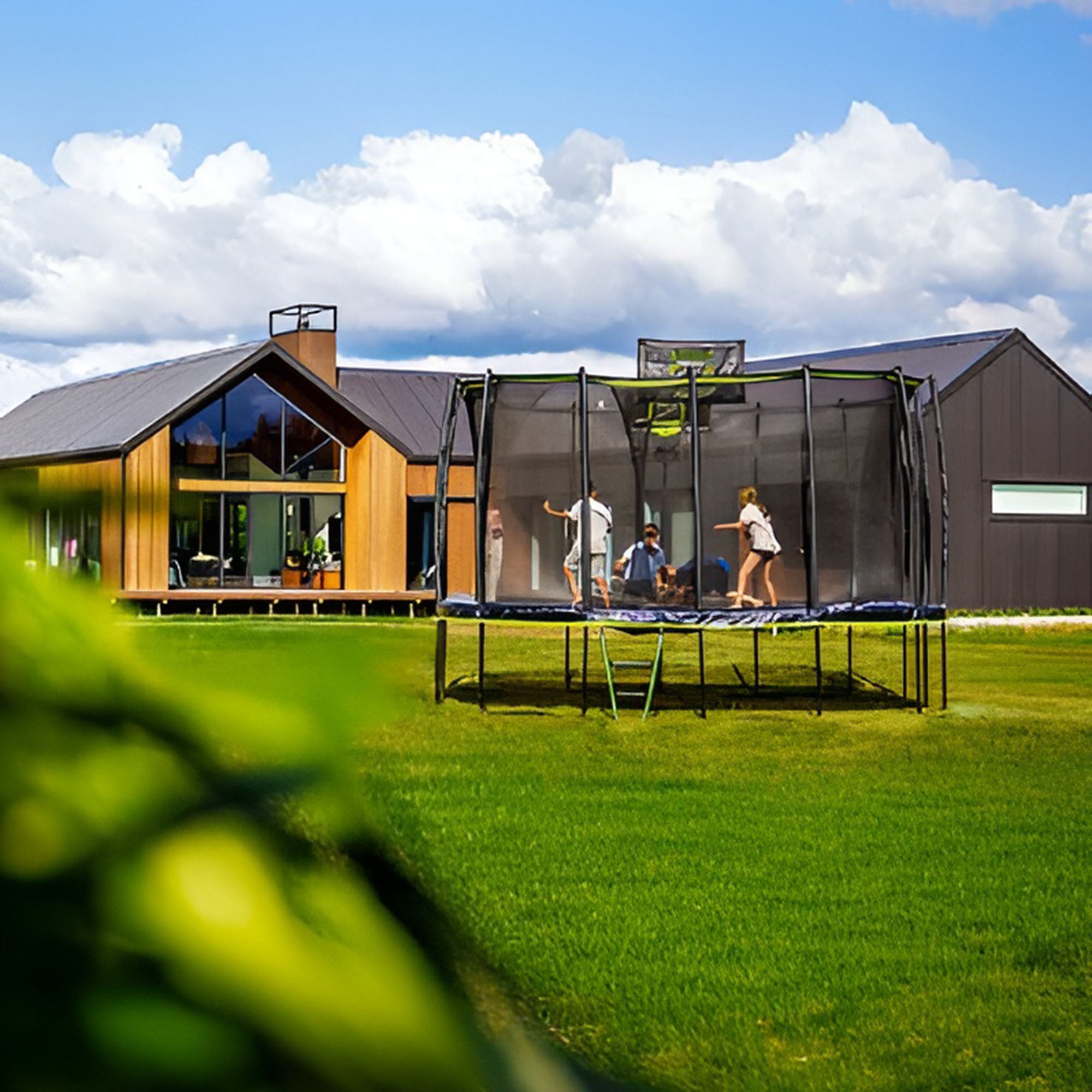 JumpFlex MEGA 17' Trampoline, Large Outdoor Jumping Play Set with Net and Ladder - Smart-nests