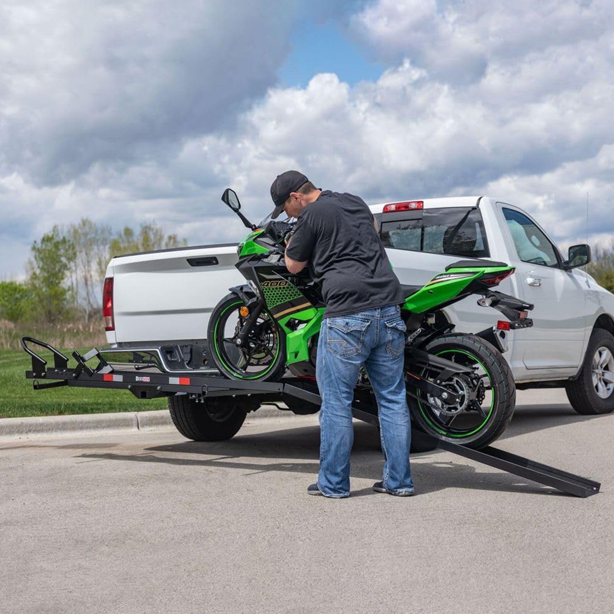 Black Widow Motorcycle Bike Carrier with Ramp for 2" Hitch, 600 Pound Capacity