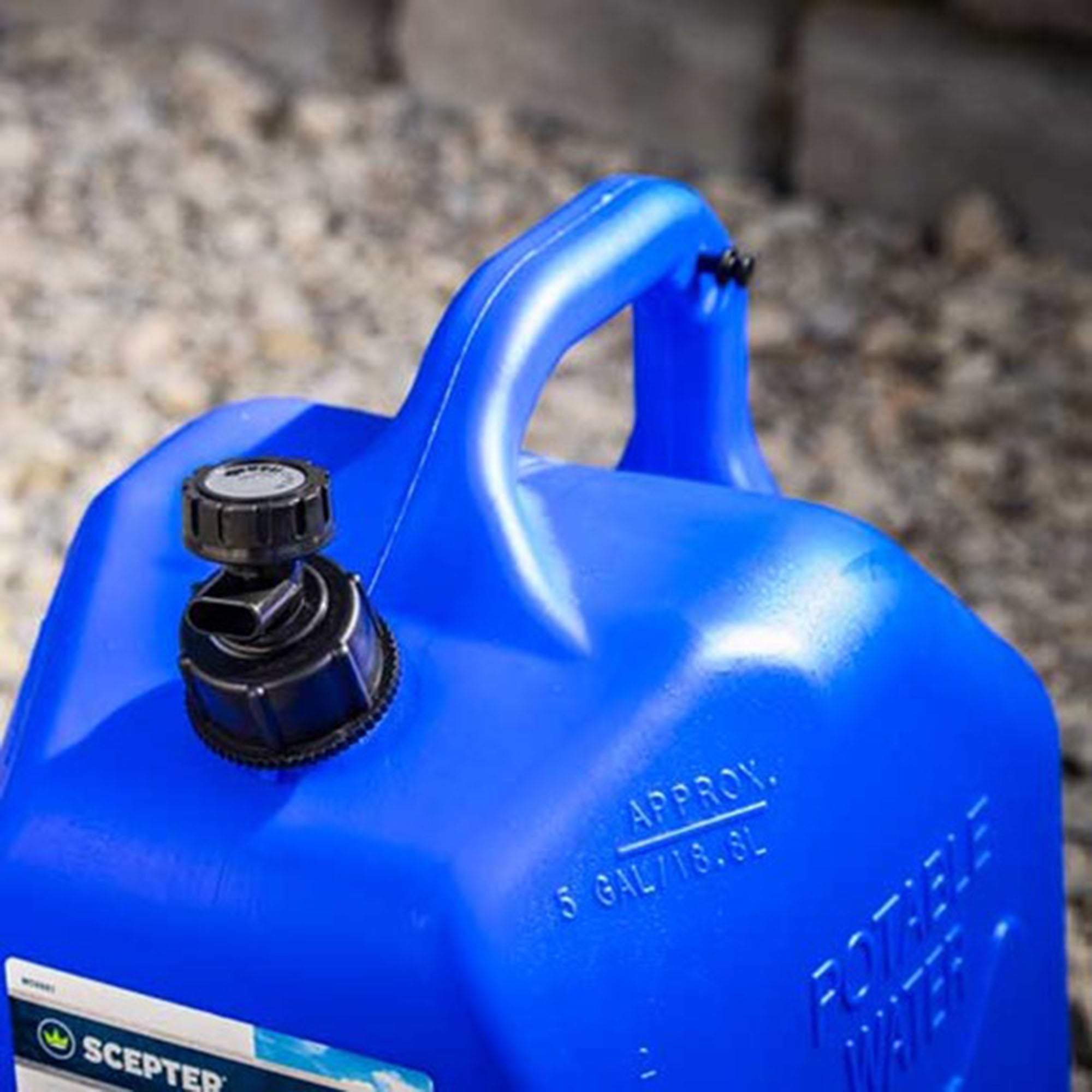 Scepter 5 Gallon Leak Proof Water Jug Storage Container & Handle, Spigot, 4 Pack - Smart-nests
