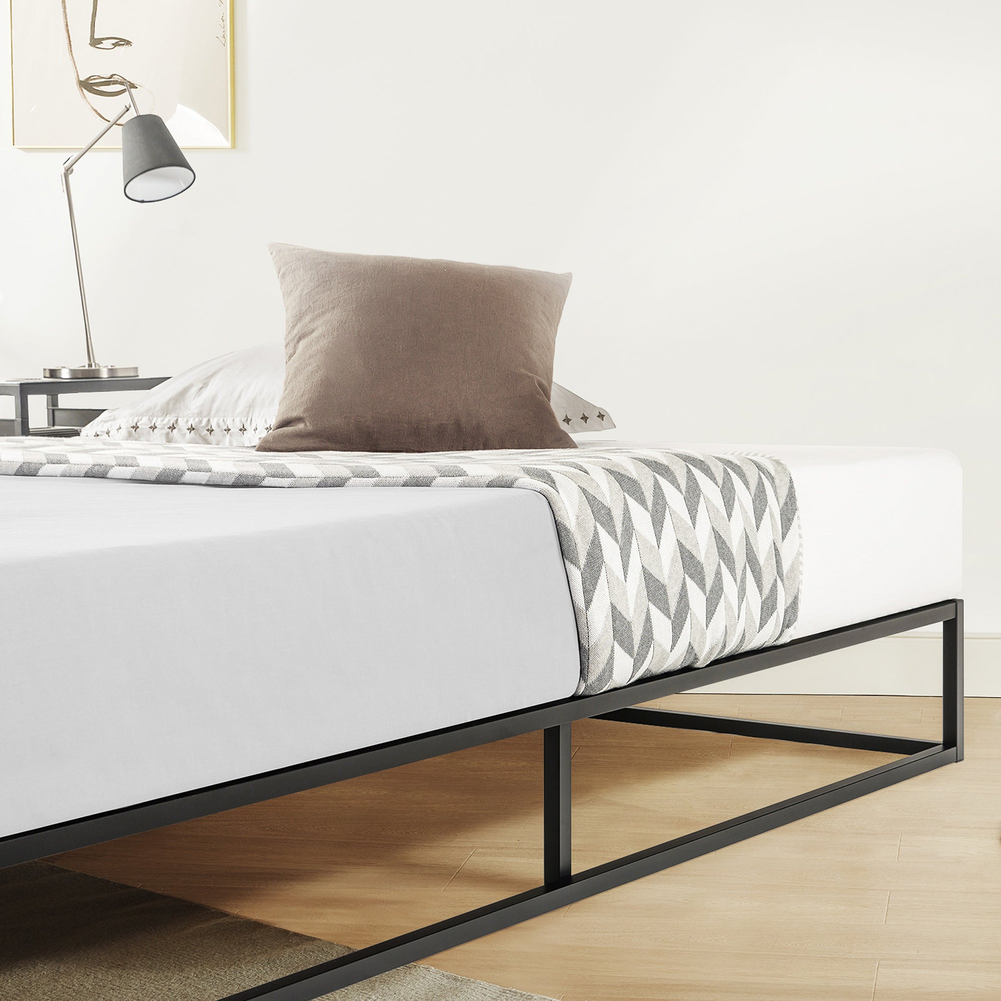Mellow Modernista 10" Metal Platform Bed Frame with Slat Foundation, King, Black - Smart-nests