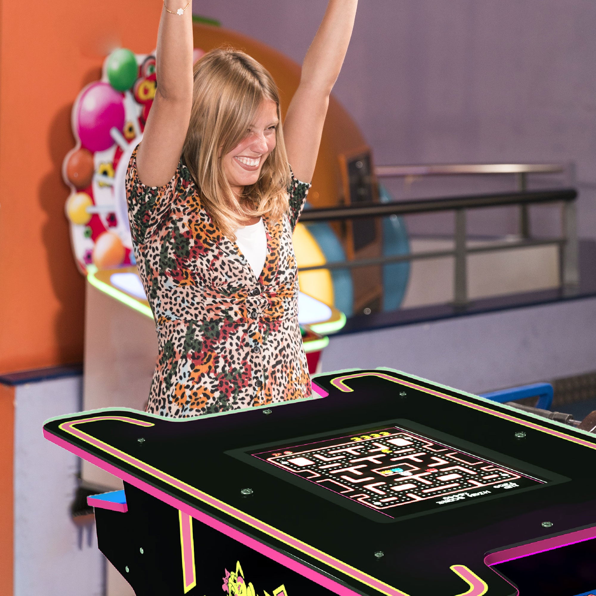 Arcade1UP Ms.PAC-MAN Head-to-Head 12 in 1 Arcade Table, Black Series (For Parts) - Smart-nests